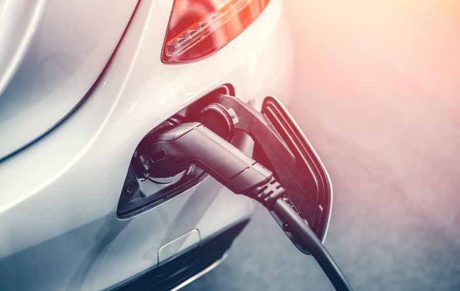 HOCHTIEF and EWE Go JV to deliver part of the EV charging network in Germany in Canada