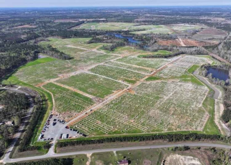 alligator creek solar farm - aerial view